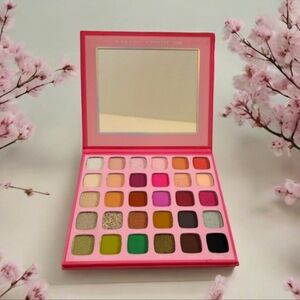 NIB Jeffrey Star x Morphe Eyeshadow Palette